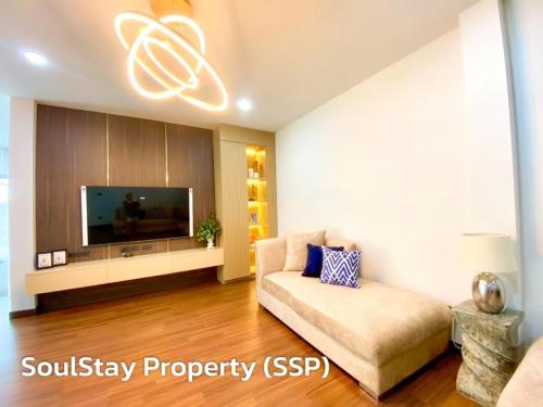 LINE_ALBUM_Modern Luxury 15.6 mb_240503_7