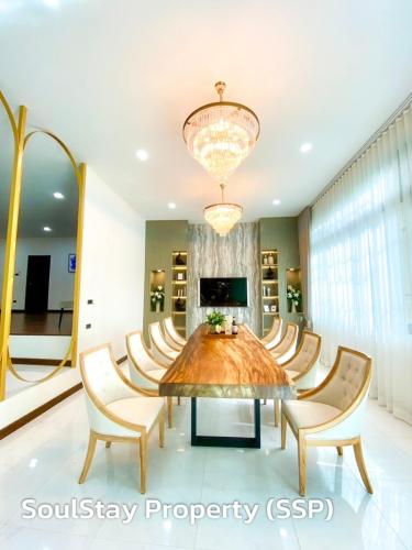 LINE_ALBUM_Modern Luxury 15.6 mb_240503_9