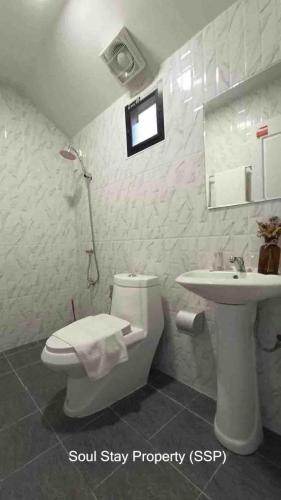 448883667 1155362622351755 6867739795083369597 n