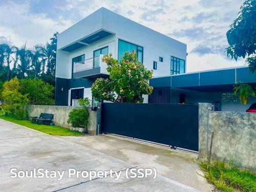 LINE ALBUM  SSP02-ยุหวา-สันป่าตอง 240513 1 (1)